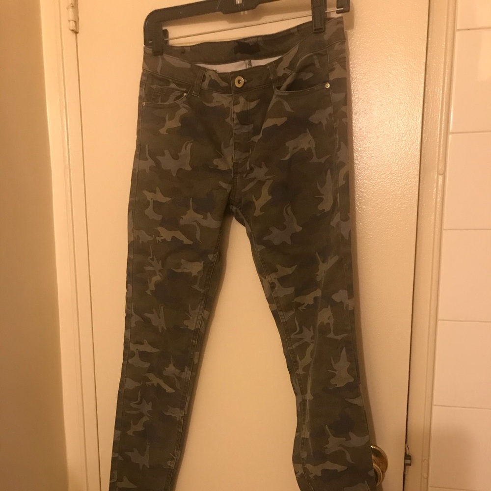 Camo stretch skinny jeans